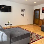 2br And Cosy Trimonsium 5min From Pedestrian Street Apartment Plowdiw