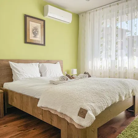 2Br Vintage Apt Next To Tsar Simeon Garden By Flat Manаger Apartament Płowdiw