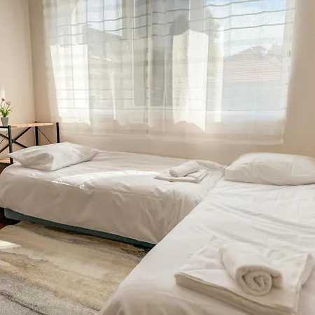 2br And Cosy Trimonsium 5min From Pedestrian Street *