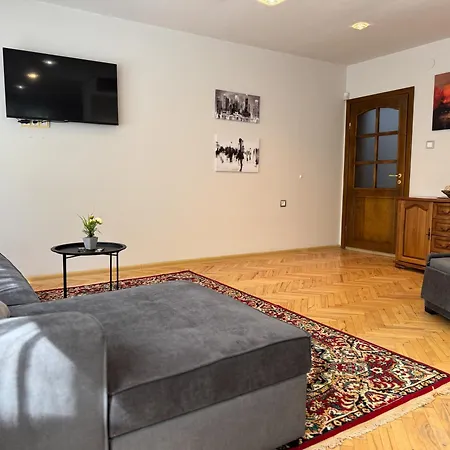 2Br Vintage Apt Next To Tsar Simeon Garden By Flat Manаger Apartament Płowdiw