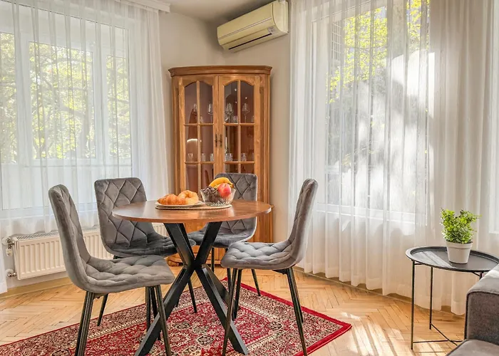 Two-bedroom And Cosy Daire *