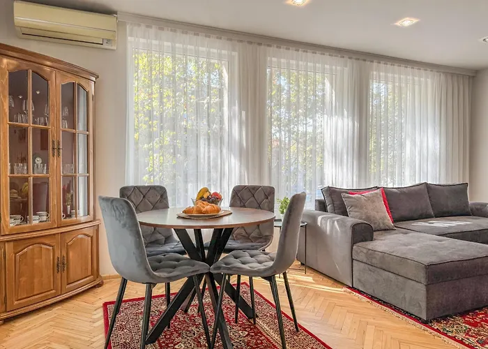 Daire Two-bedroom And Cosy *