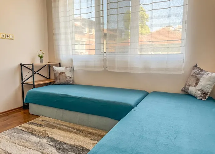 Two-bedroom And Cosy *