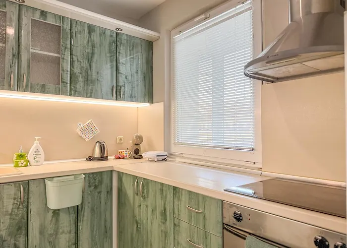 Two-bedroom And Cosy Daire Filibe