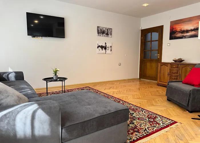 Two-bedroom And Cosy Daire Filibe